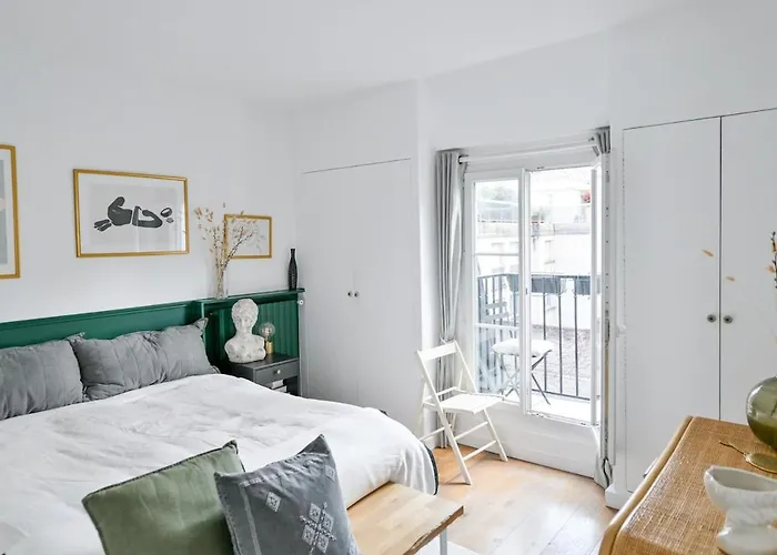 St Germain Des Pres 6th Great Location, Couple Or Family Appartement