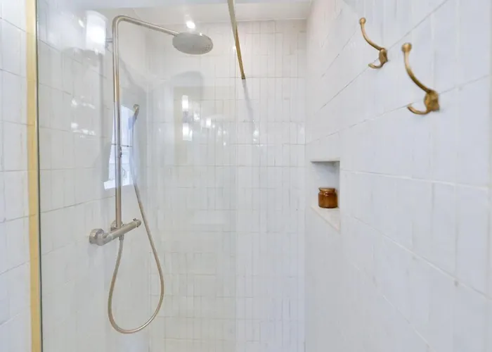 St Germain Des Pres 6th Great Location, Couple Or Family Appartement Parijs